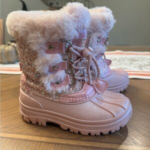 London Fog snow boots